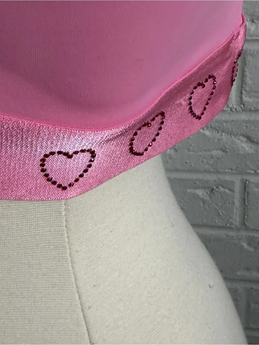 Victoria’s Secret PINK Dreamy Pink Heart Smooth Lightly Lined Non Wired T-Shirt